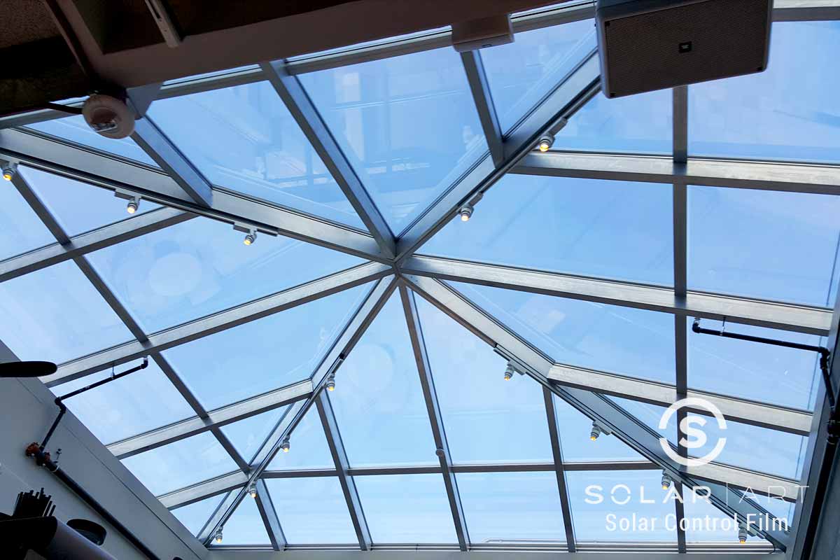 Skylight tint in a mall